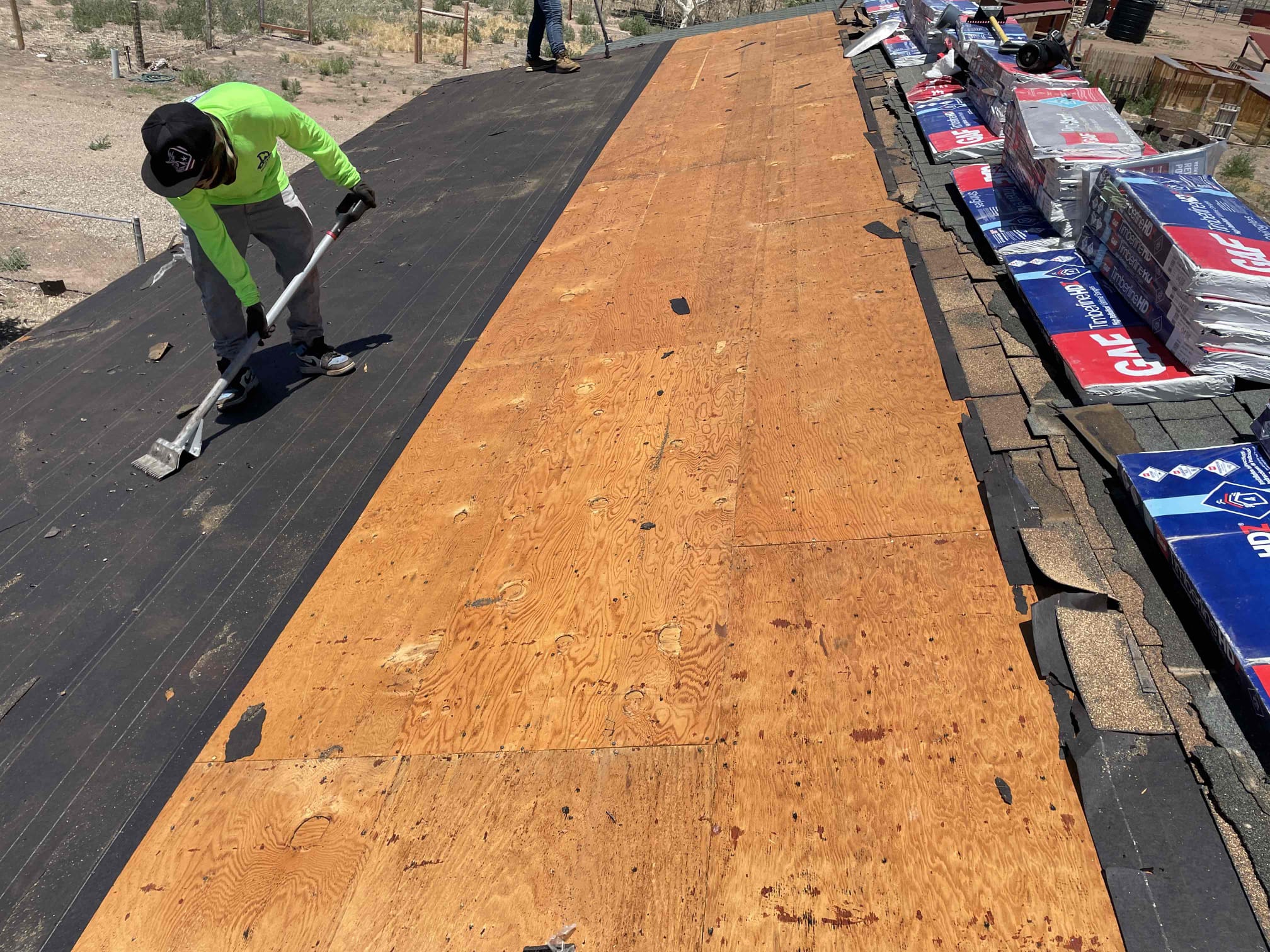 Javier Aldana, Lance Johnson