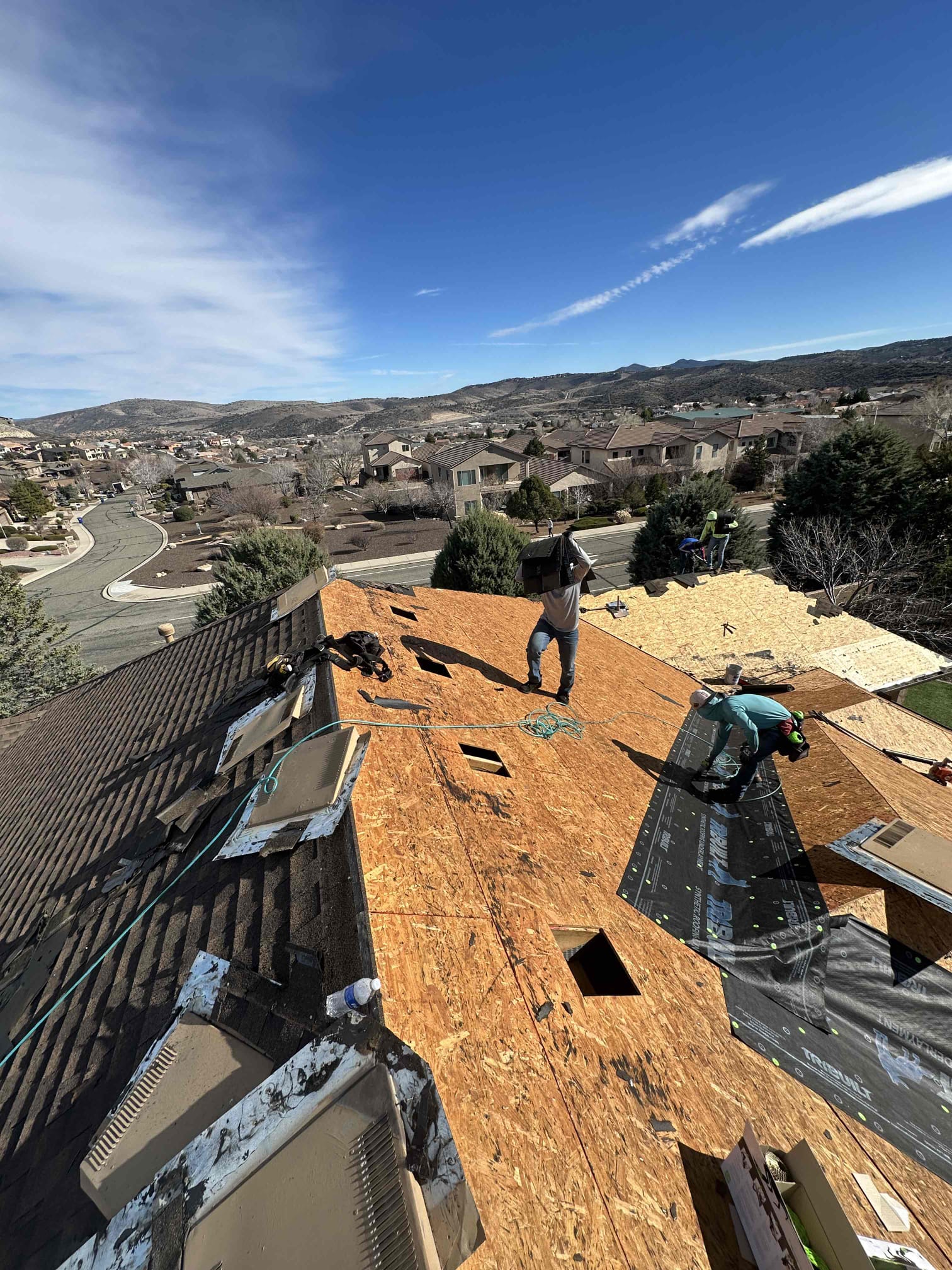 Eliazin Villanueva, Ociel Serrano Duarte