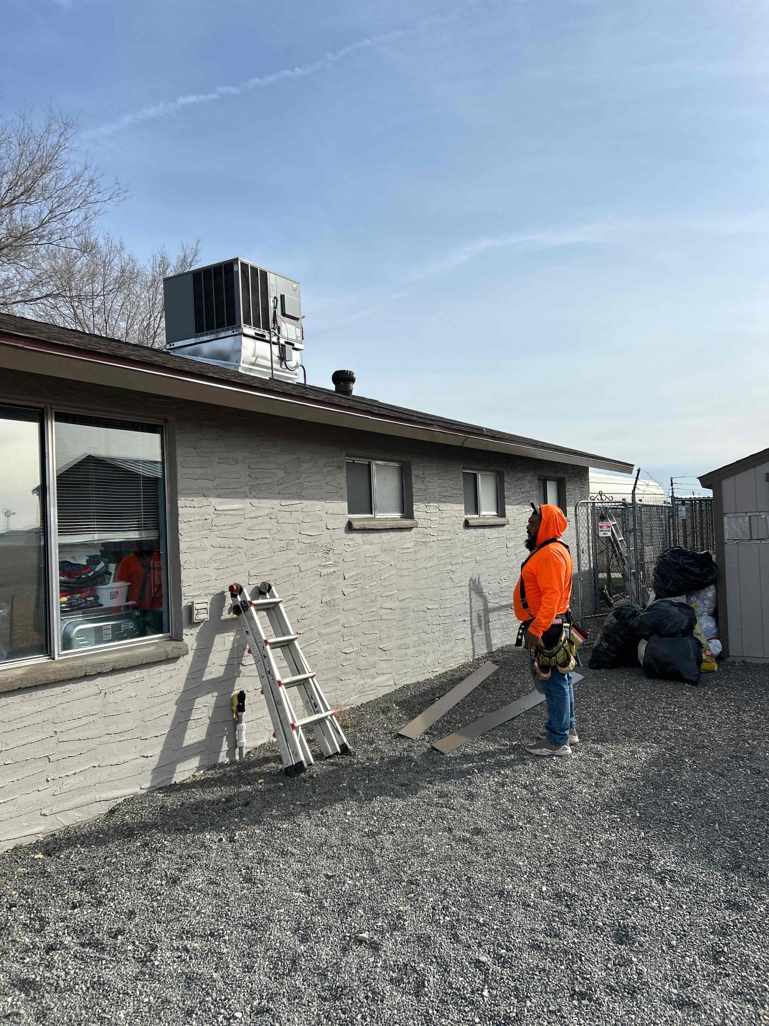 Eliseo Elias, Gustavo Caudillo