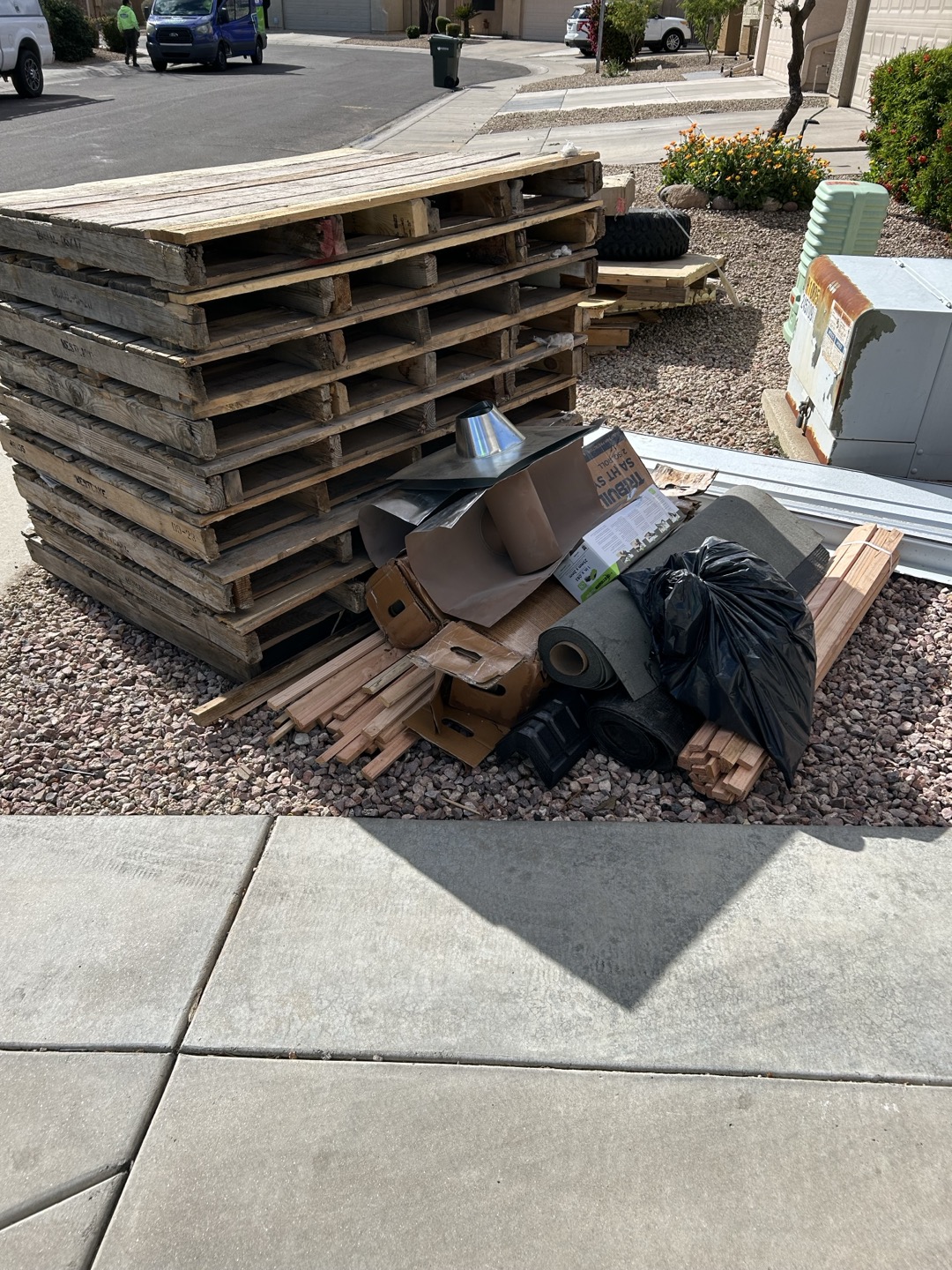 Jose Mota, Kevin Benitez Salazar