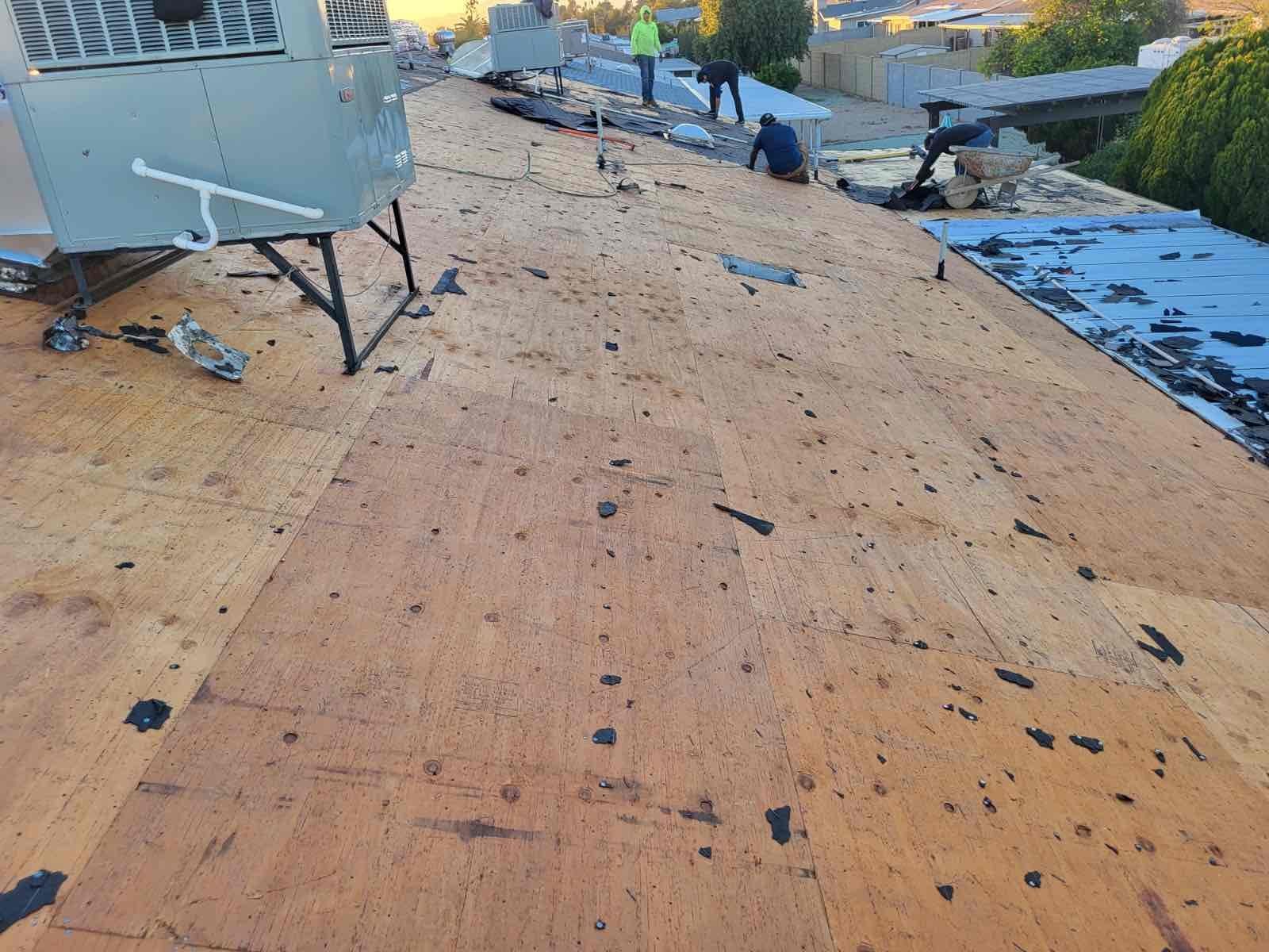 Antonio Mendoza, Julio Angulo